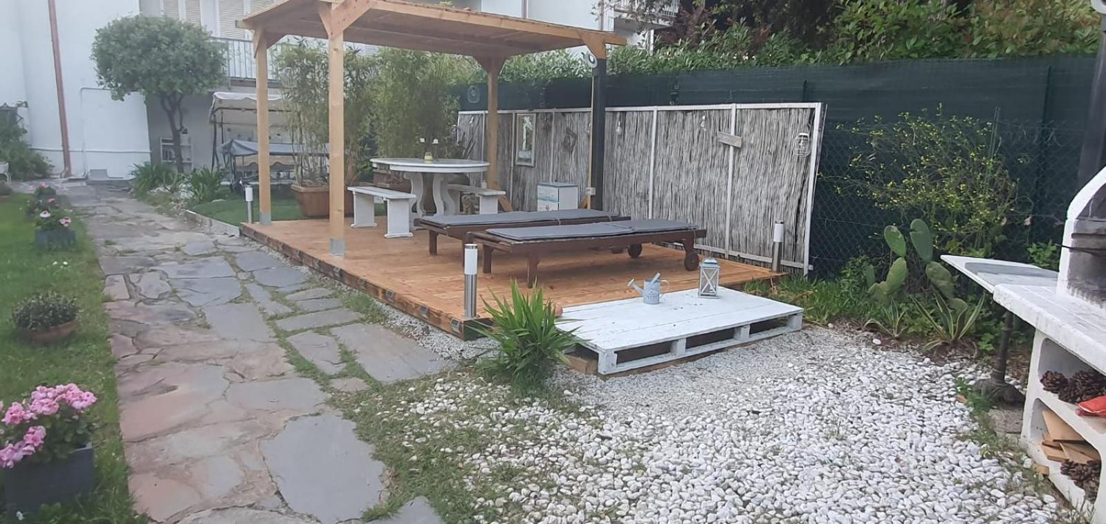 Domusauroom, Relax Nel Cuore Della Versilia - Pet Friendly В'яреджо Екстер'єр фото